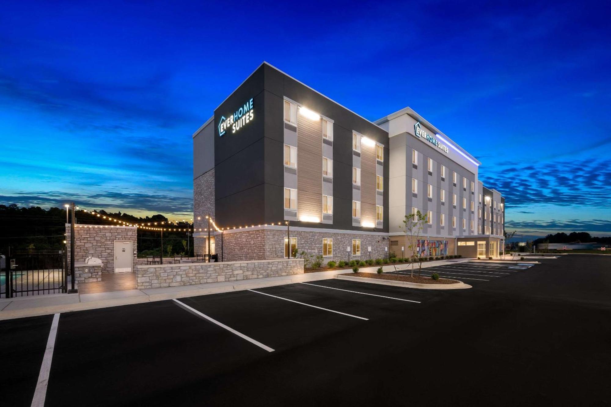 Everhome Suites Fayetteville Near Fort Bragg Esterno foto