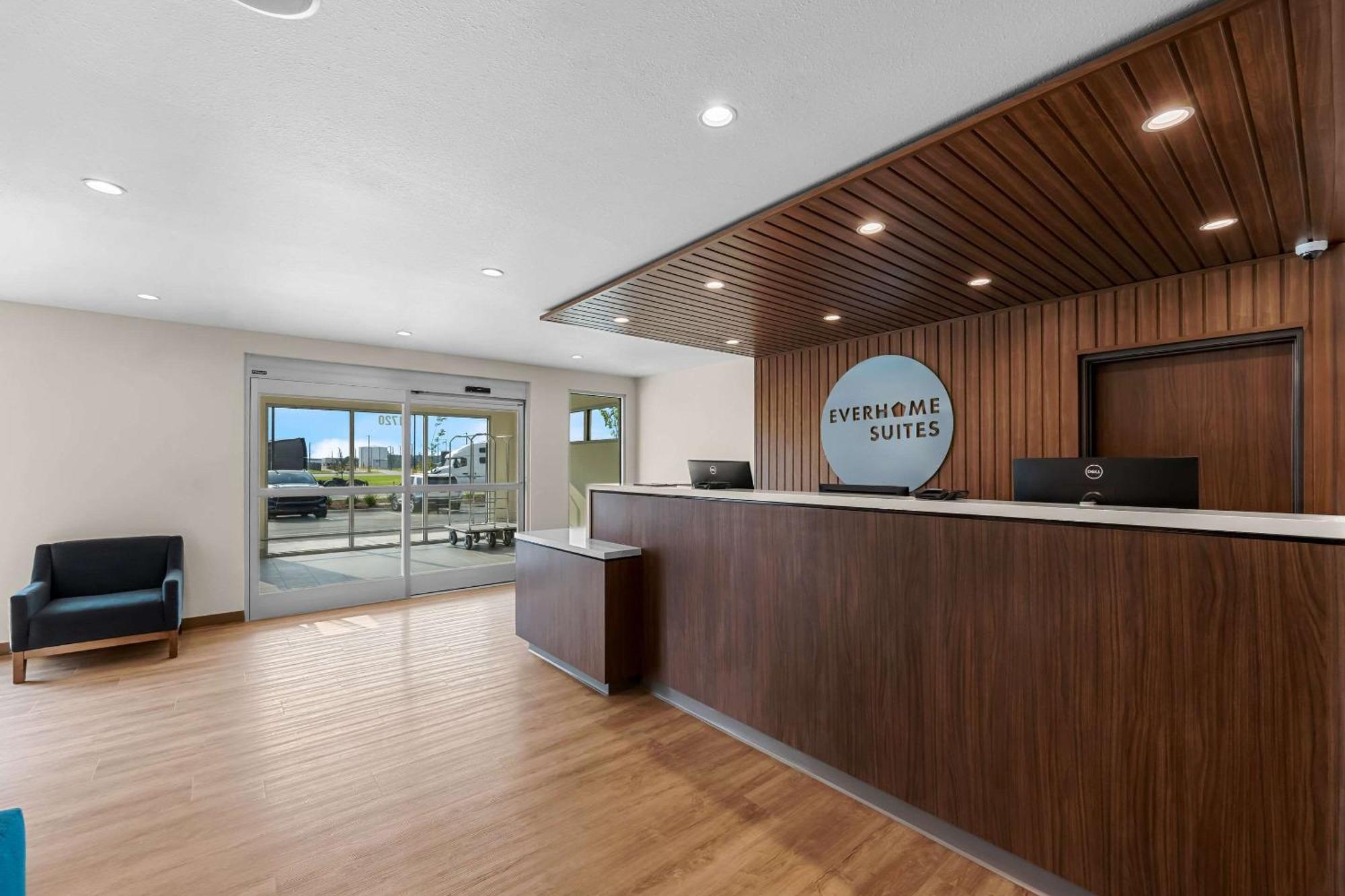 Everhome Suites Fayetteville Near Fort Bragg Esterno foto