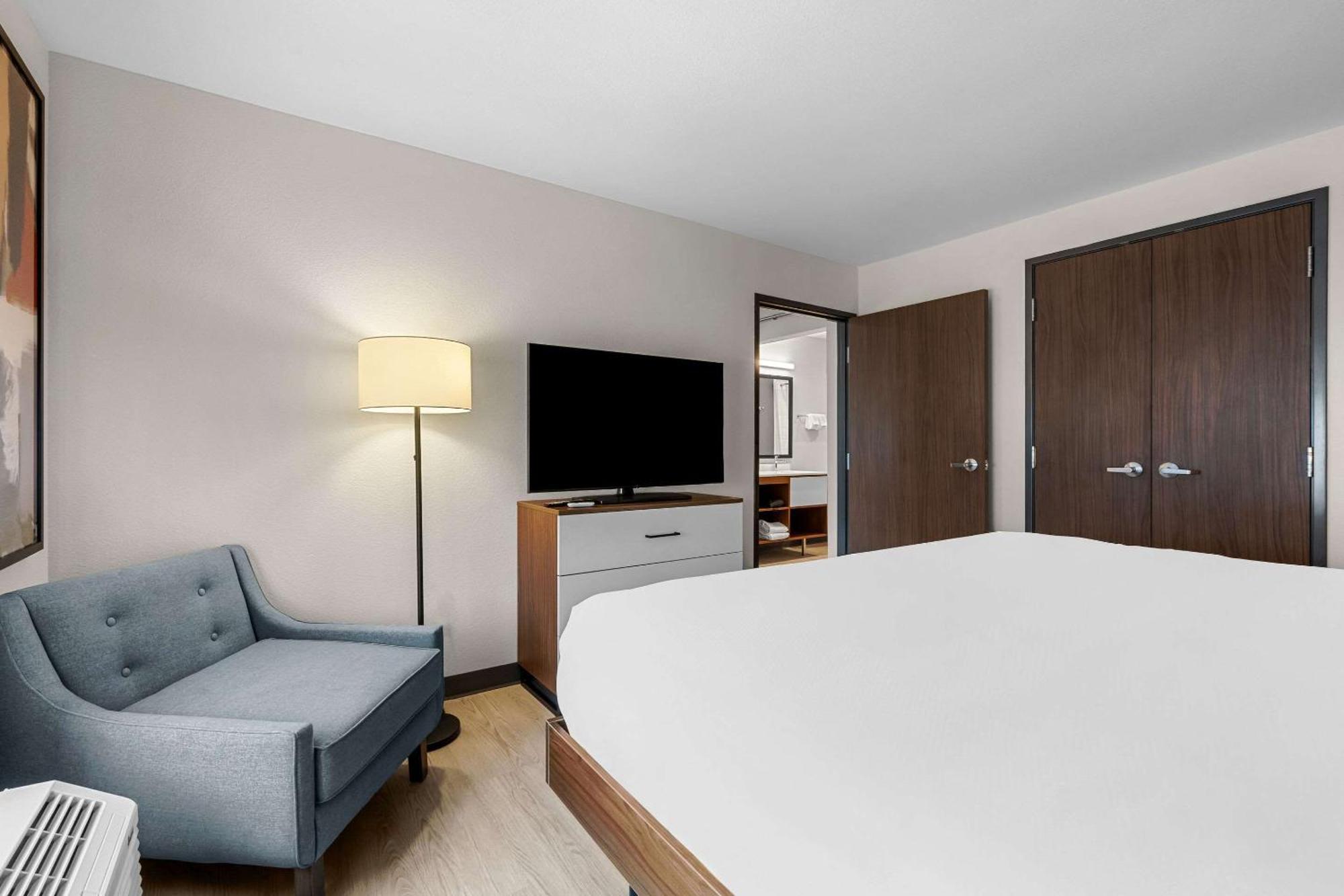 Everhome Suites Fayetteville Near Fort Bragg Esterno foto